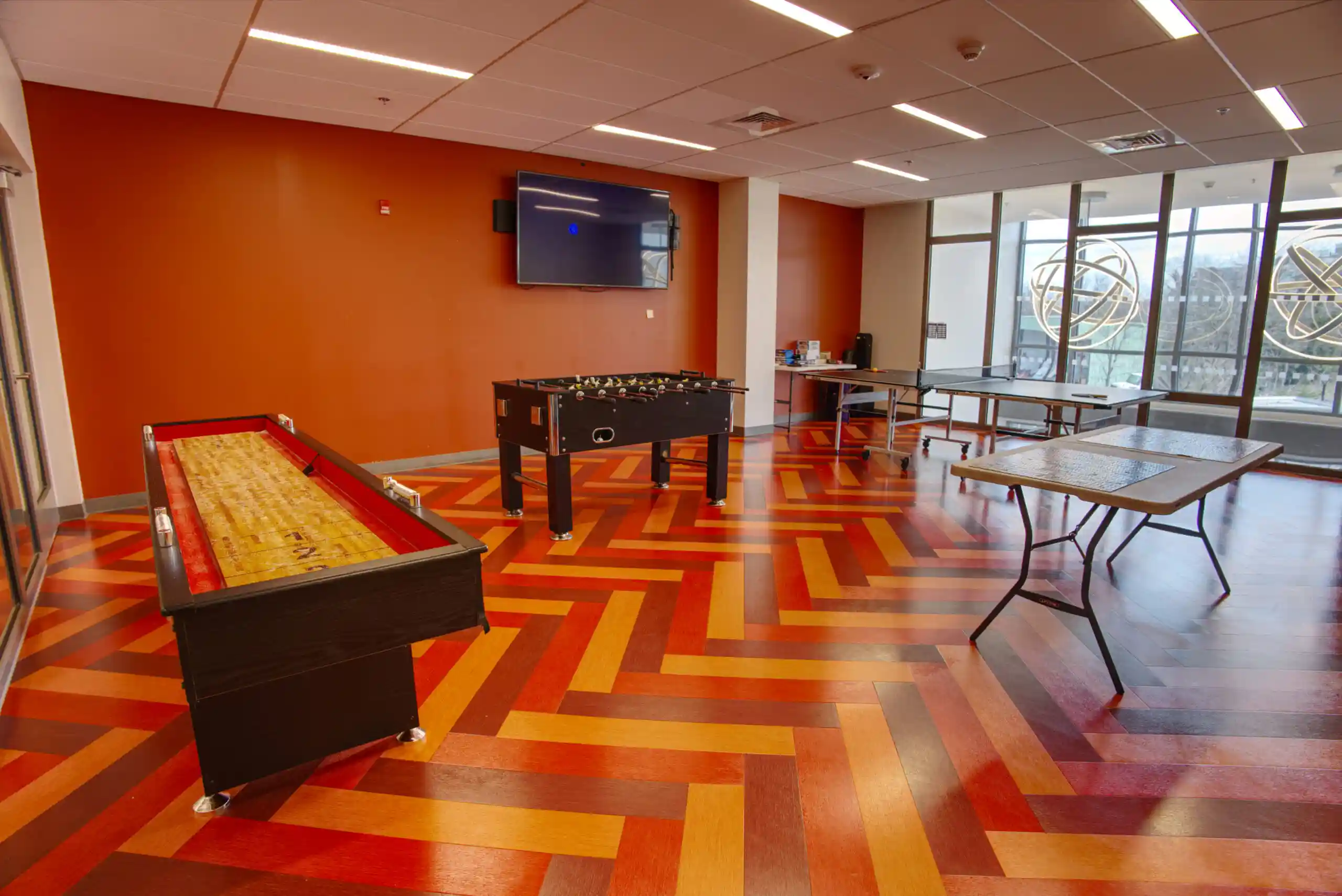 Game room at The Recovery Village Cherry Hill at Cooper